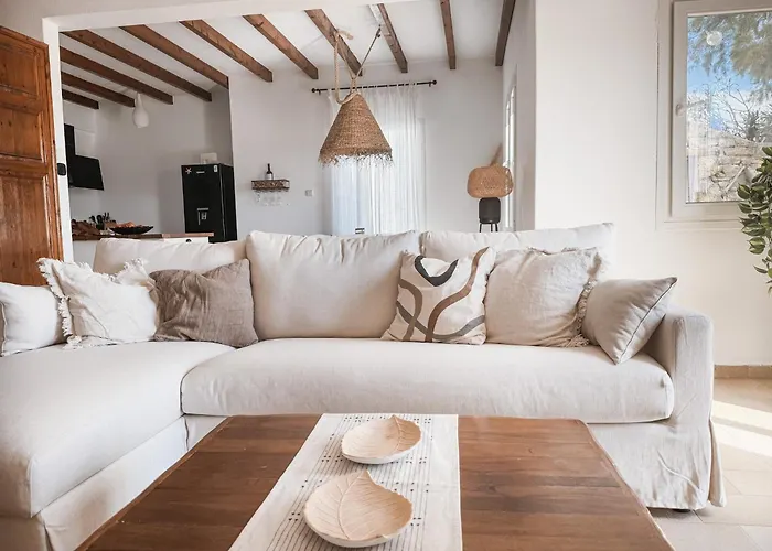 The Mykonos House - Newly Renovated Near Town Hébergement de vacances